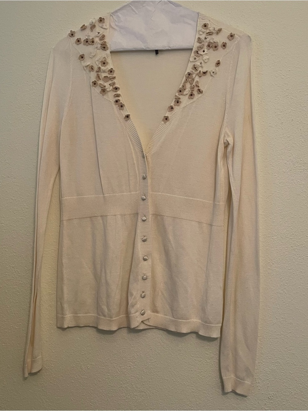 Kristin Davis Embellished Sweater Women’s S Cream Lightweight V-Neck